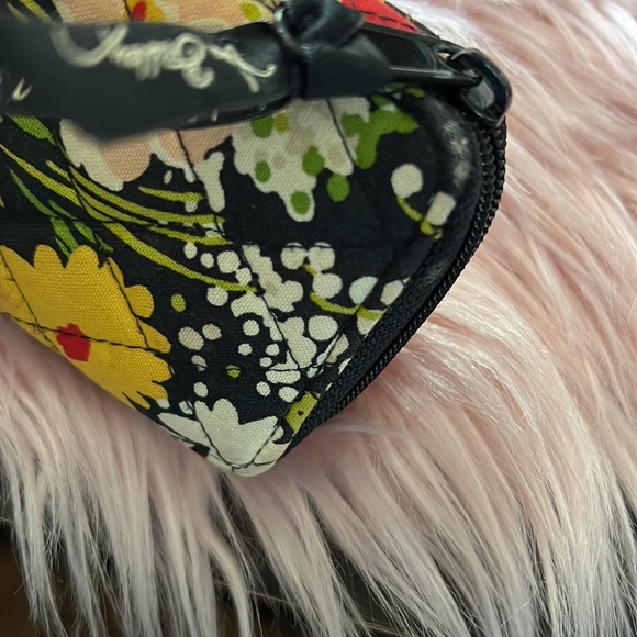 Vera Bradley Red & Black Floral Print Wallet - Picture 4 of 4